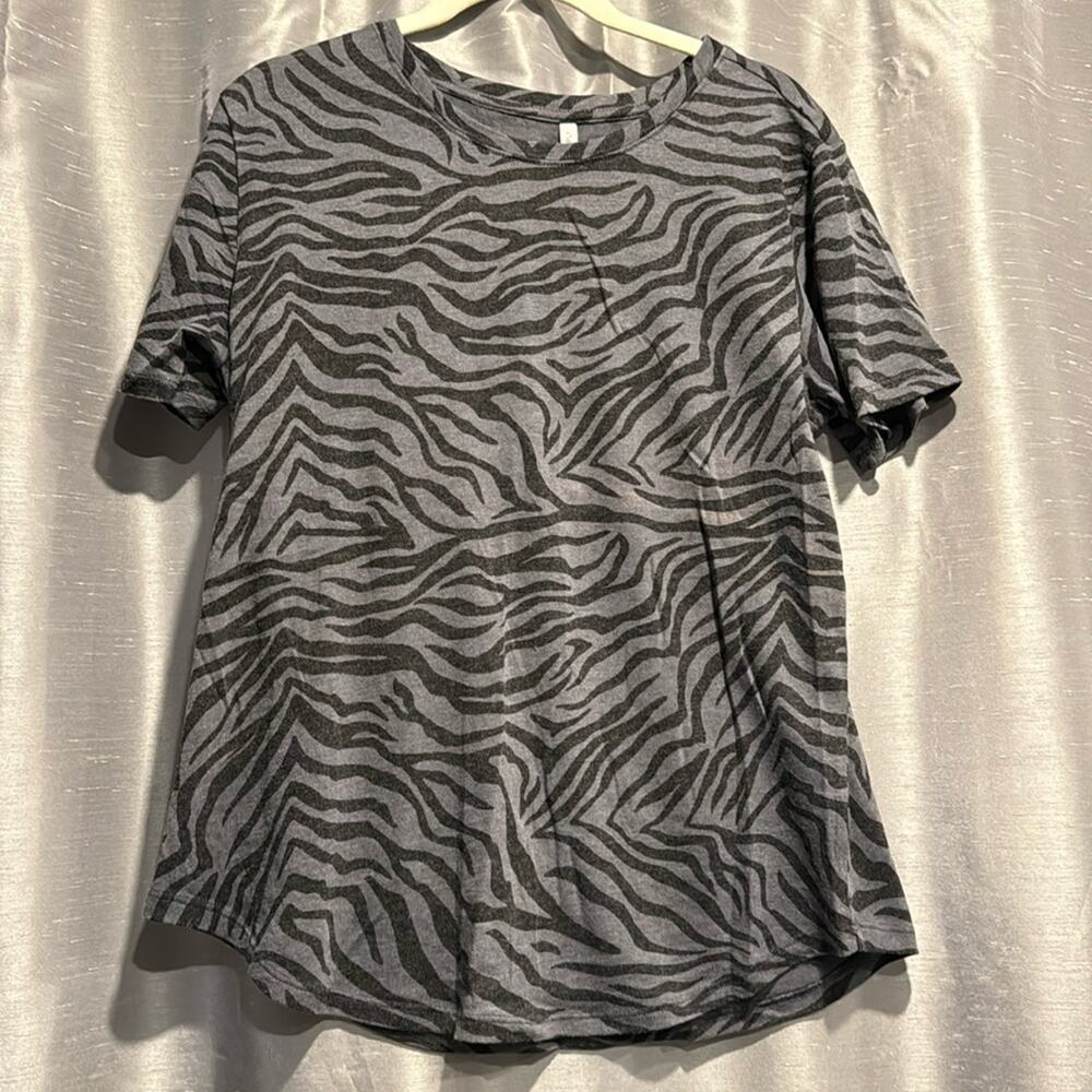 Z Supply Zebra T Shirt Size Large